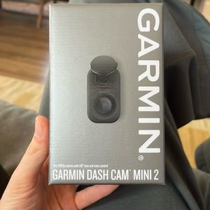 Garmin Dash Cam Mini 2 (BNIB)